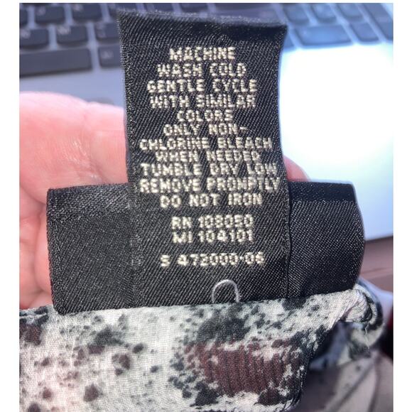 Lane Bryant Black and White Splatter Pattern Blouse 22/24! - Picture 5 of 6